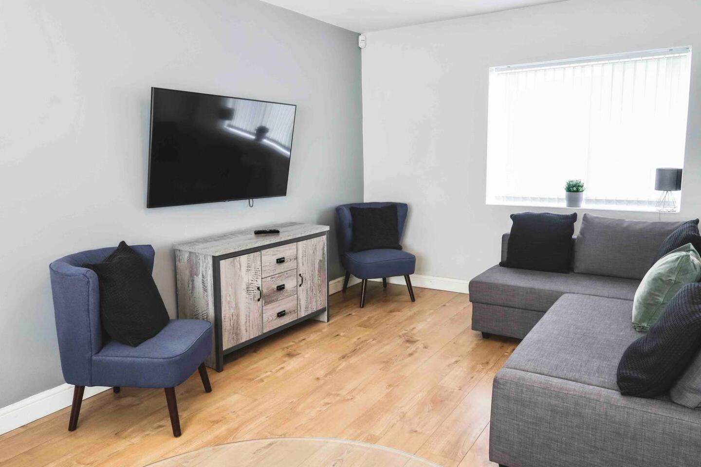 Comfortable And Convenient 3 Bedroom House With Parking Handsworth Exterior foto